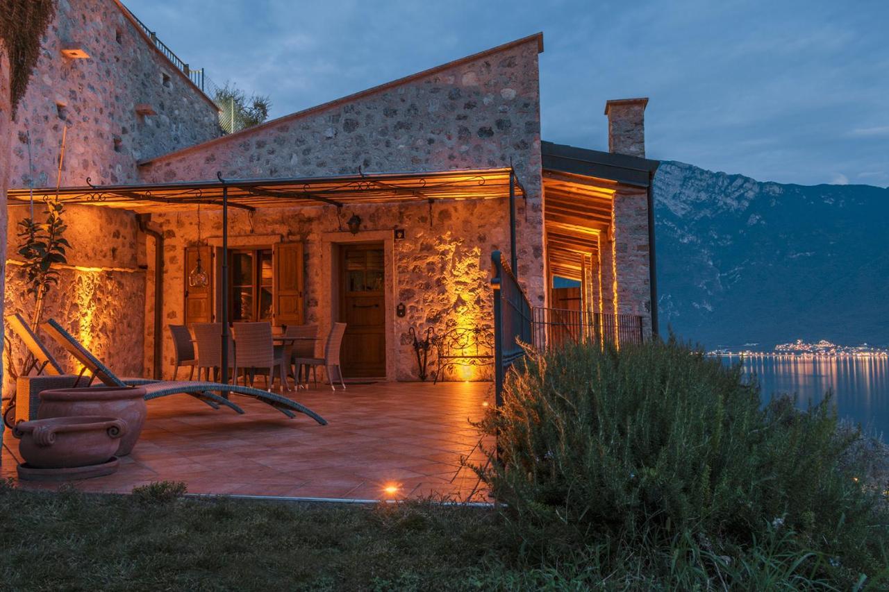 Villa Limone 리몬네술가르다 외부 사진
