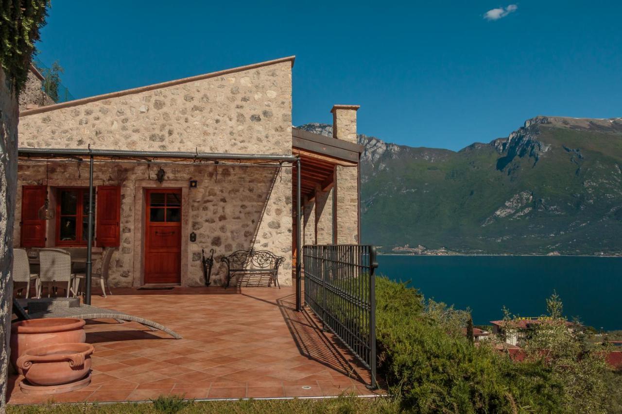 Villa Limone 리몬네술가르다 외부 사진